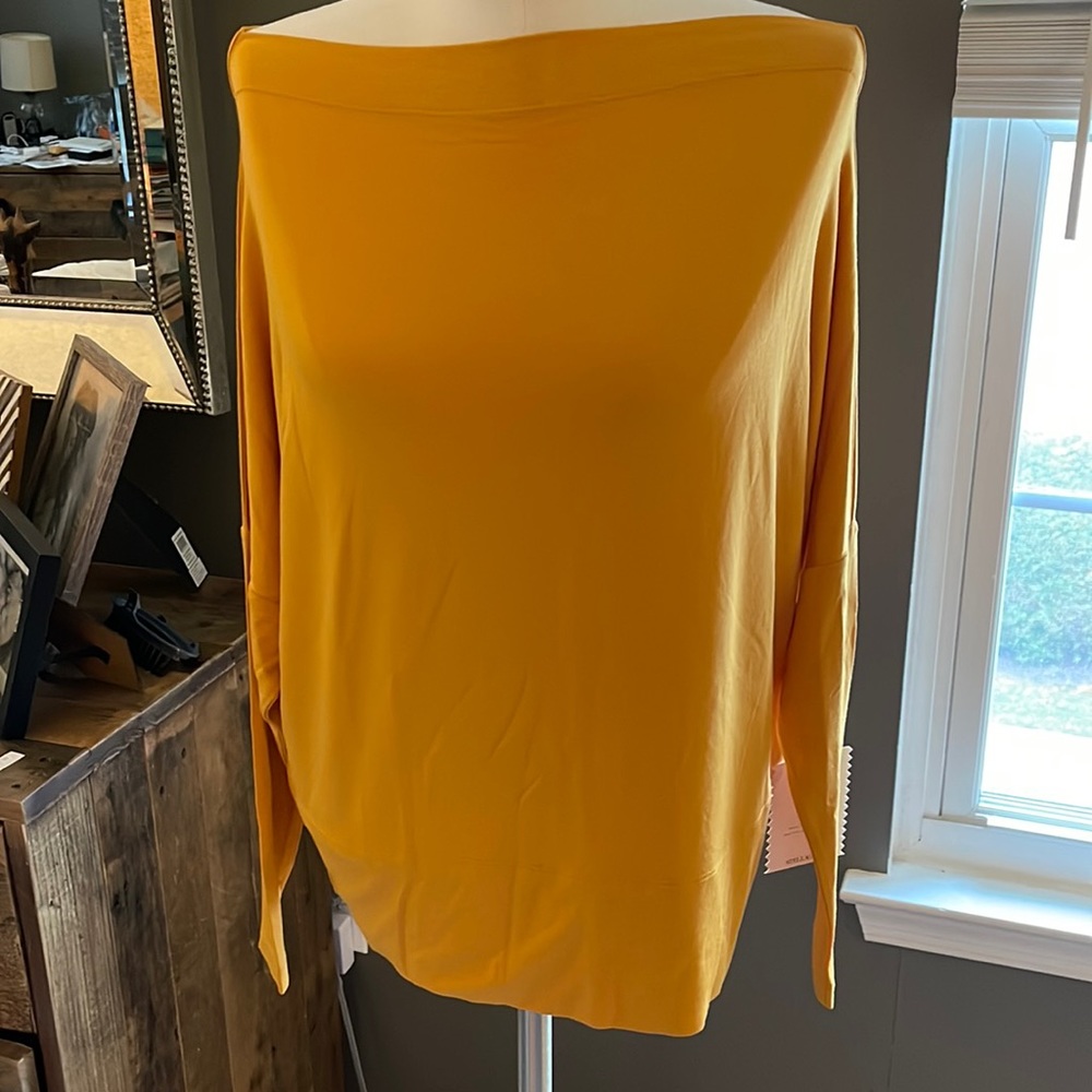 Stella and Dot Triple Take Top in Marigold